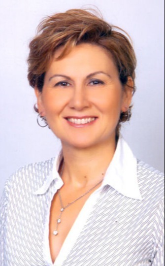 Emine Çekmez